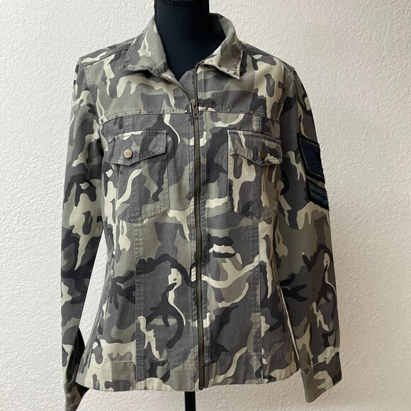 Idyllwind Fueled by Miranda Lambert Camo Jacket  Size M - Picture 3 of 8